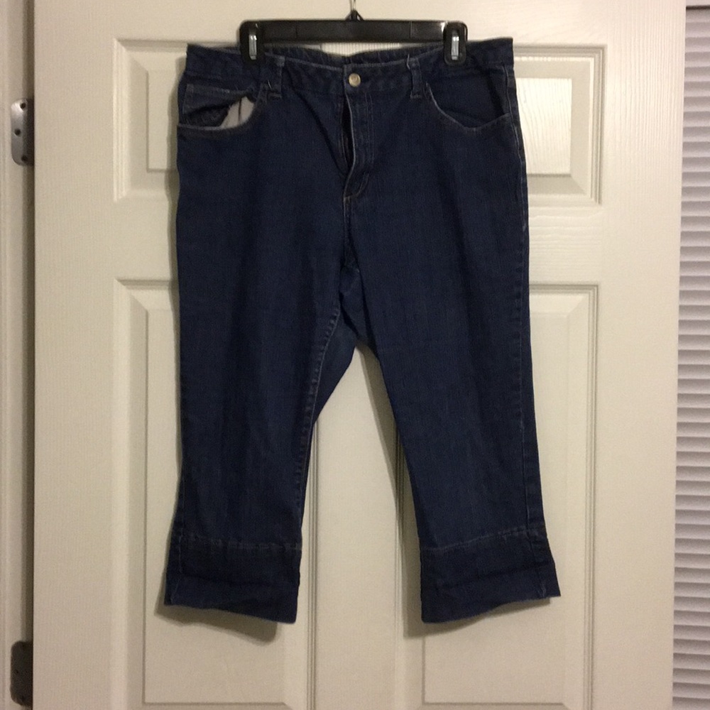 SJP Bitten jean capris